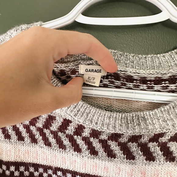 Garage sweater - Picture 2 of 2